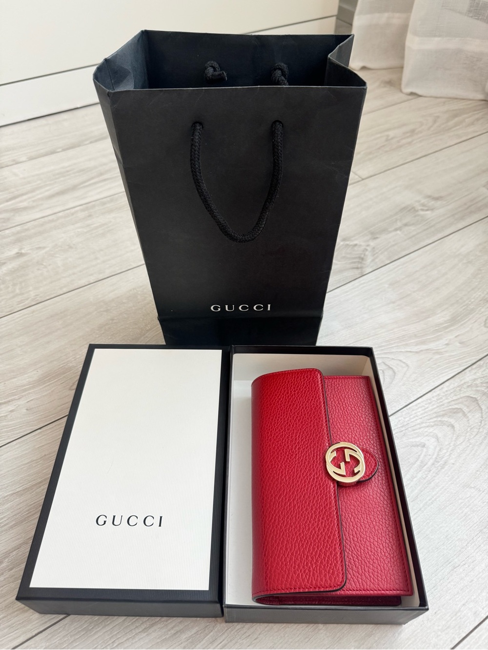 Gucci Red Textured Leather Continental Wallet with Gold Double G